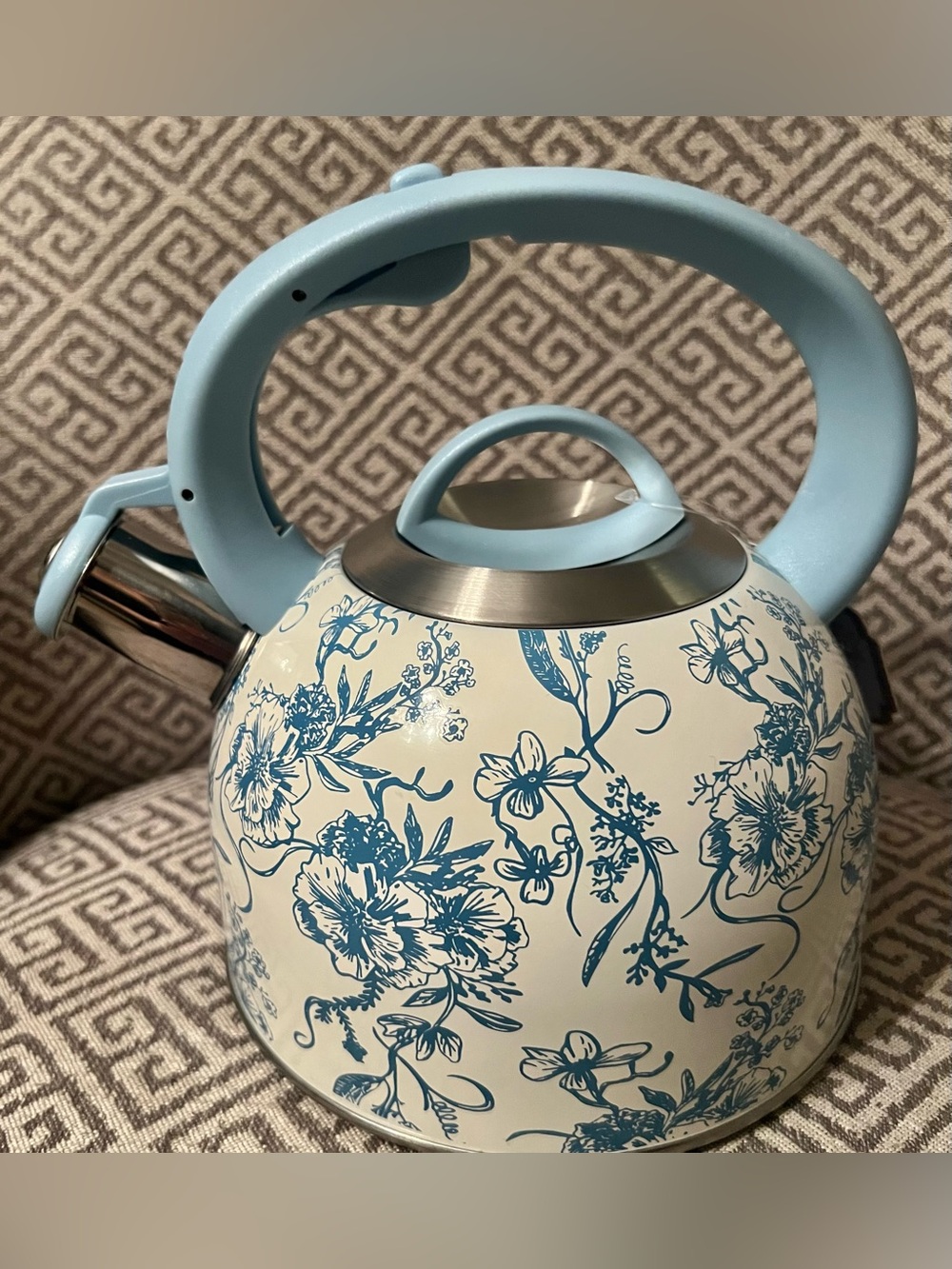 NEW Whistling Tea Kettle, BLUE Floral BPA Free 67oz. Stove Stainless Cool-Touch